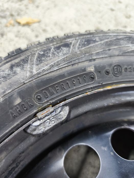 Felgi Opel Astra K 16 5x105 z oponami zimowymi Falken Euro