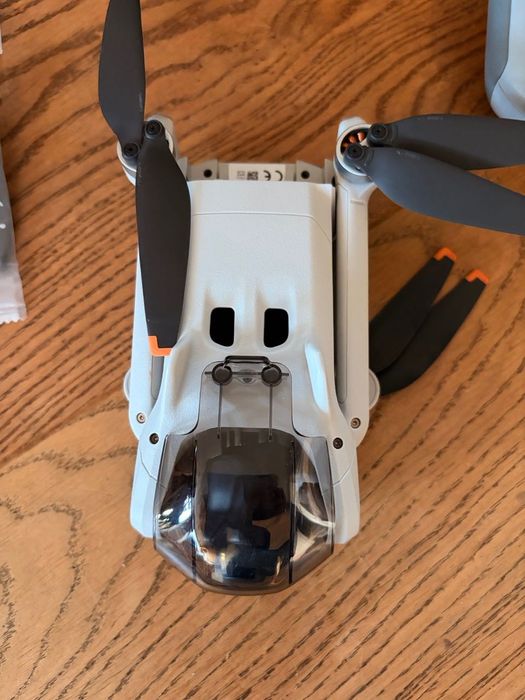 DJI Mini 3 Fly More Combo + DJI RC | 3 baterie | stan idealny