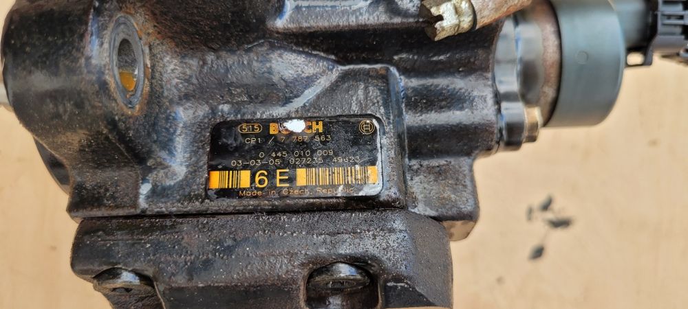 Pompa wtryskowa bmw e39 530d