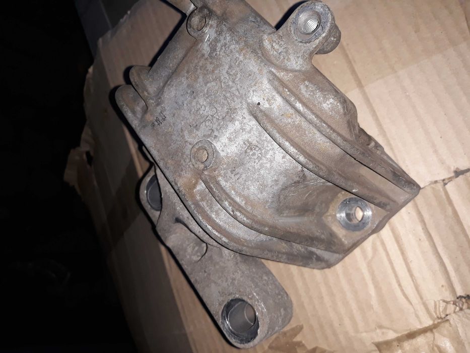 Подушка двигателя audi.vw.skoda.seat