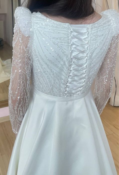 Весільна сукня 550$