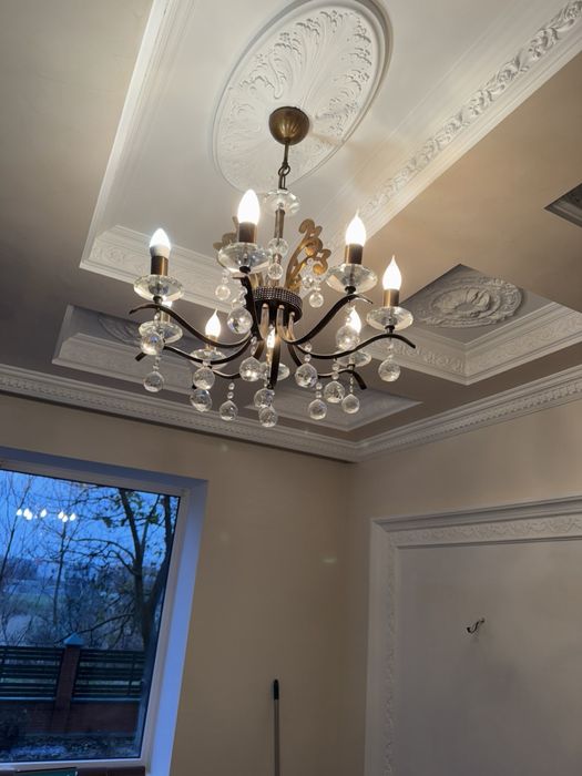 Люстра в спальню гостинную