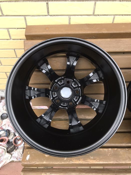 Диски R17 5.112 ET35 Фольц Пасат Б7 СС Гольф Тігуан Мерседес і тд