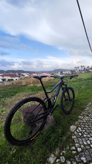 Bicicleta suspensão total Scott