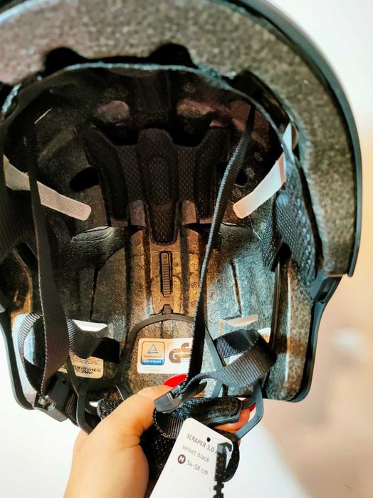 103 Kask rower Abus Scraper 3.0 czarny 54-58cm