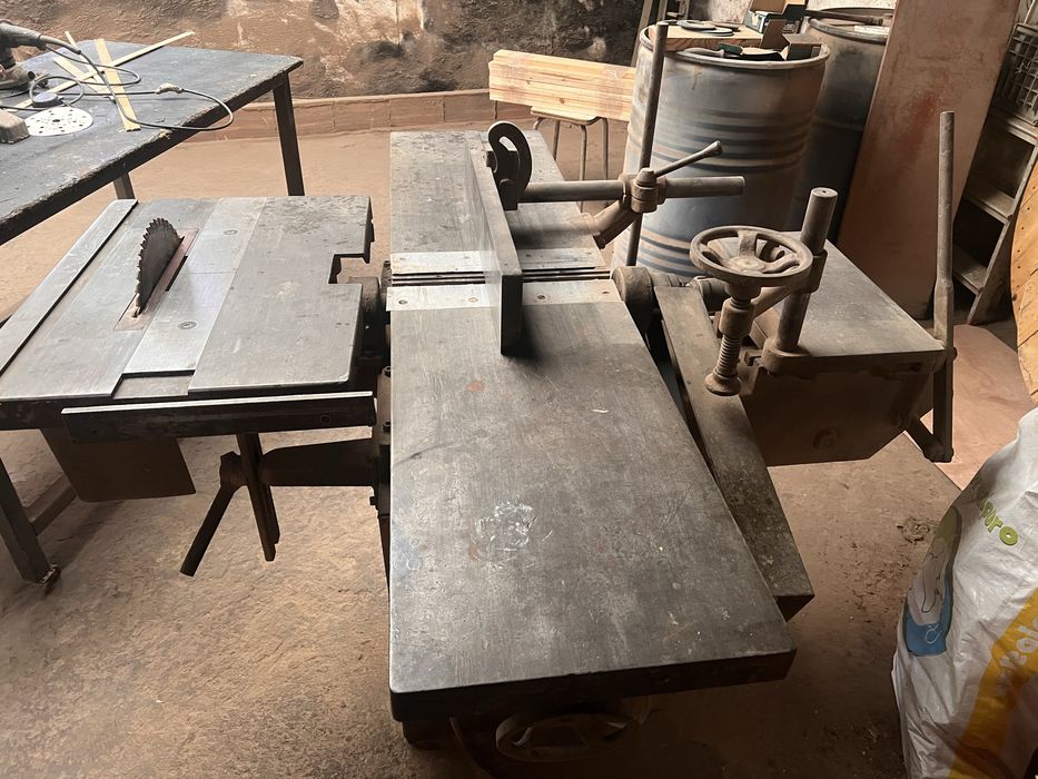 Maquina universal
