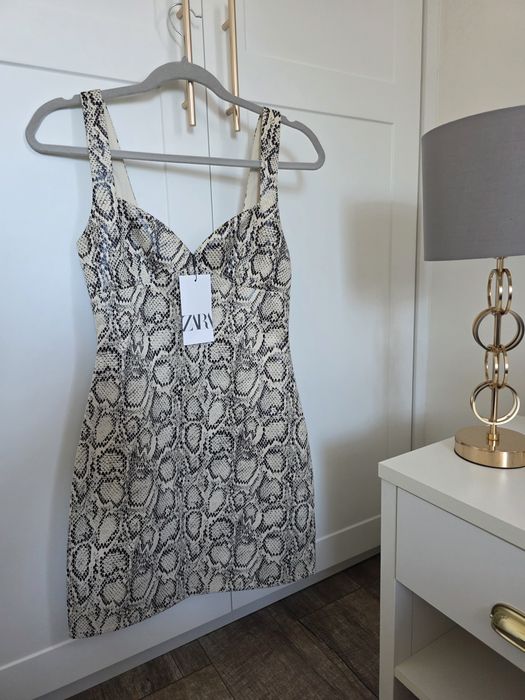Nowa sukienka mini, Zara XS