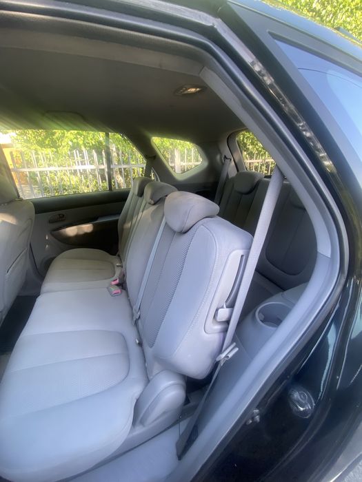 Kia Carens. 2006