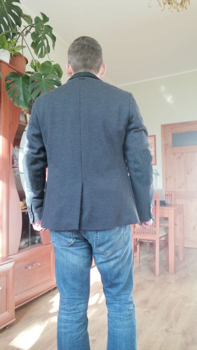 Reserved Regular Fit