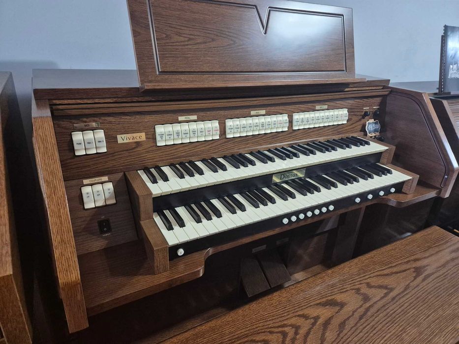 Cyfrowe Organy Kościelne Viscount-Domus Vivace Deluxe