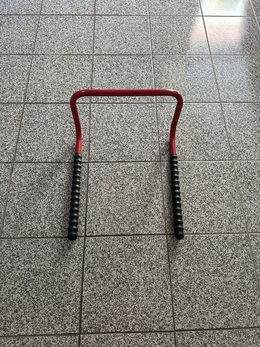 Suporte metálico para bicicletas