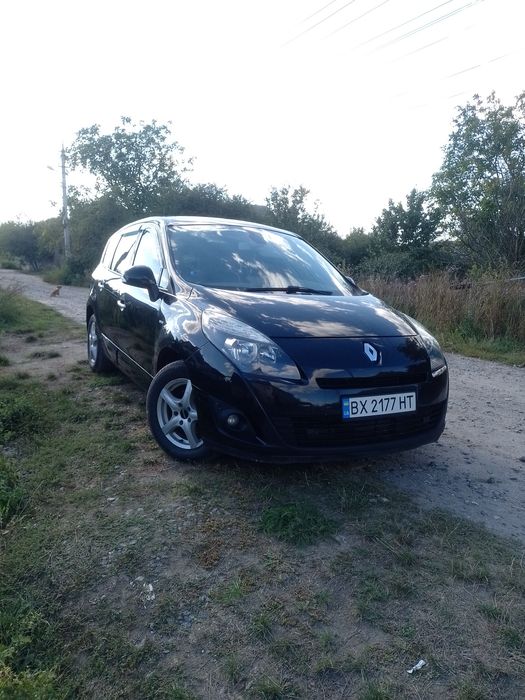 Renault Grand Scenic BOSE 2011 1.5 dCi