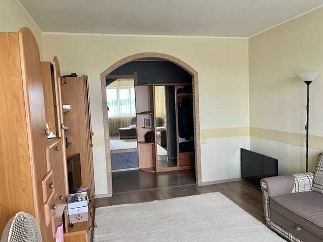 Продаж 3 к.квартири,р-н"Кандибини",просп.Степана Бандери,79
