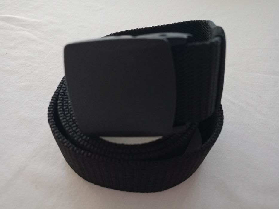 Pasek nylonowy czarny do spodni 120cm nowy