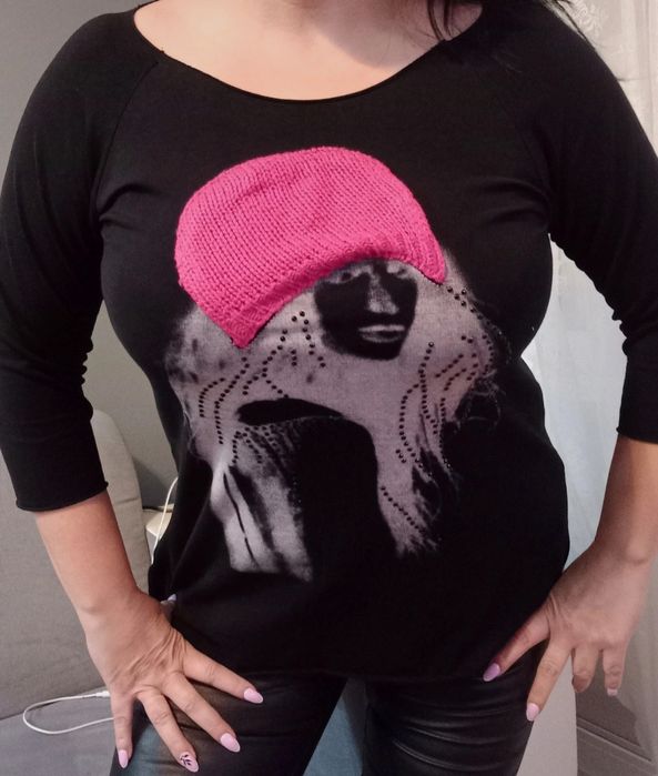 Bluzka z różową czapeczką rozmiar M/L