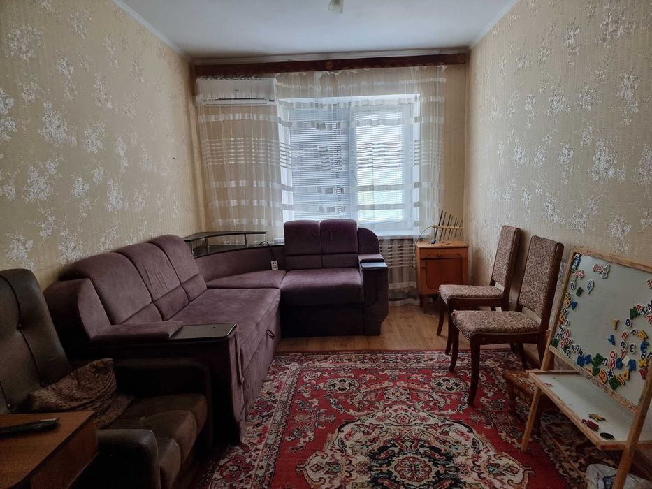 Оренда. 1-кімнатна квартира, ПЗР, Сумгаїтська, 23