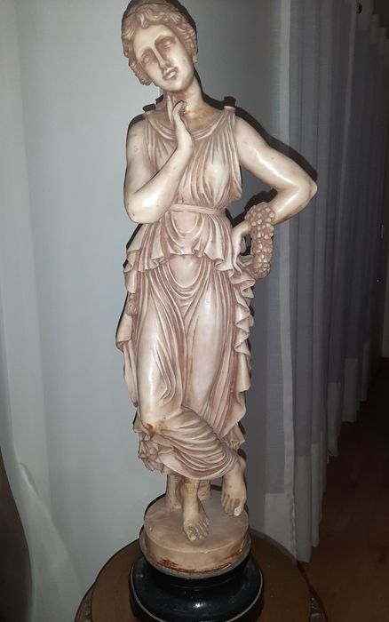 Estatueta/estátua senhora