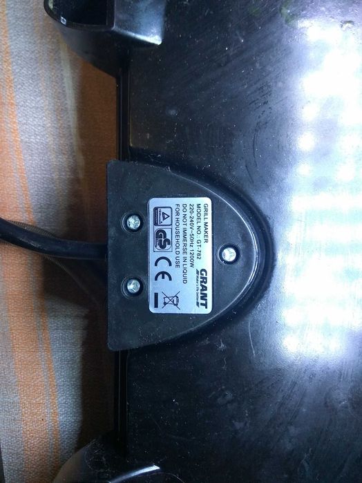 Гриль Grant GT 782 1200W Black,Бутербродница Botti HL012
на запчасти.