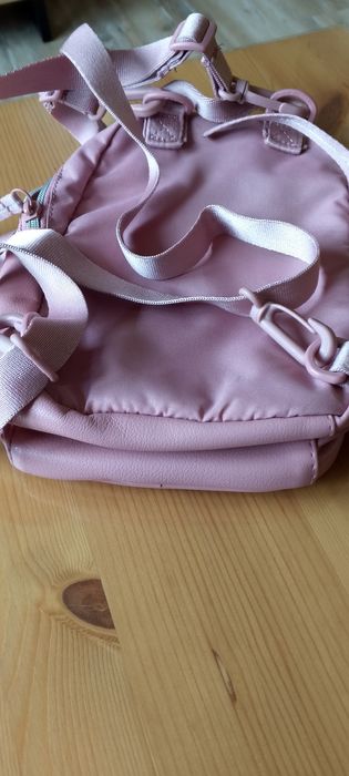 Plecaczek puma dla dziewczynki