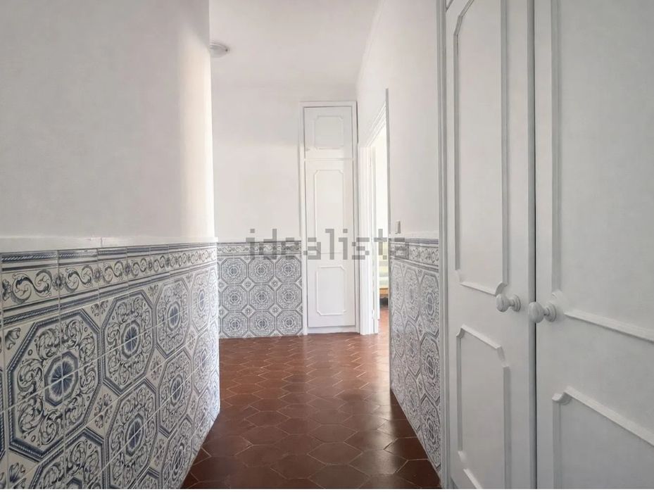 Vendo T1 em Chafé com vista mar, elevador e terraço na cobertura