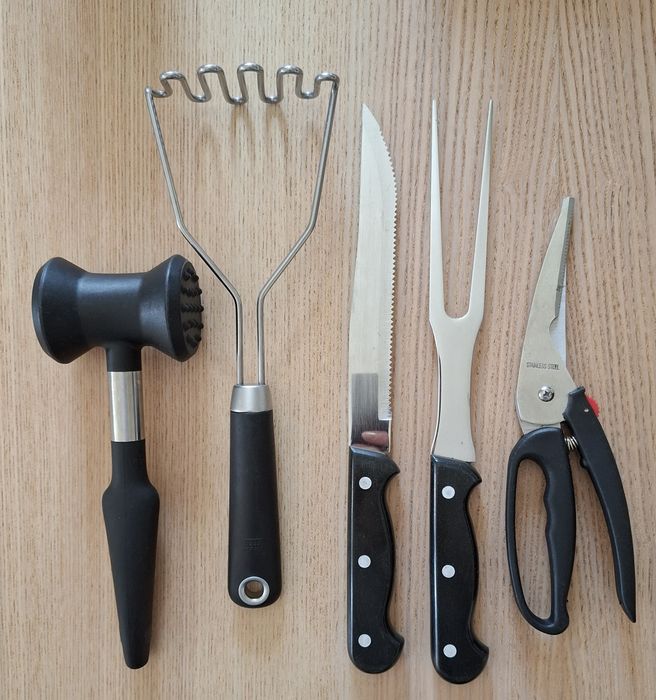 Kitchen Utensils429814009635819520