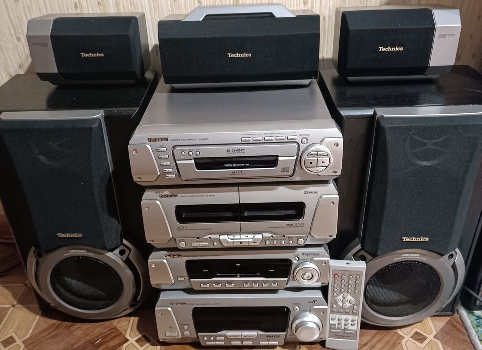 JVC Видеомагнитофон SHARP .Technics.