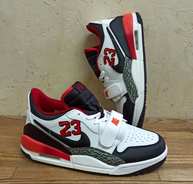 Nike Air Jordan Legacy 312 Low кроссовки мужские черно белые с красным