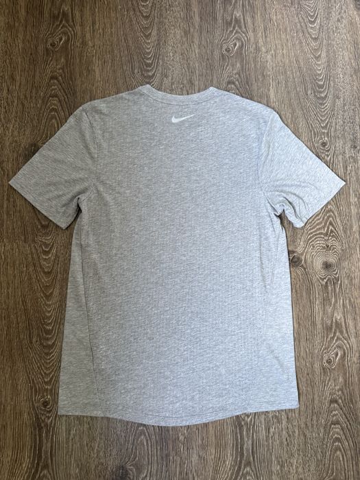 Футболка Nike Miler Dri-FIT сіра | Бігова | Розмір S