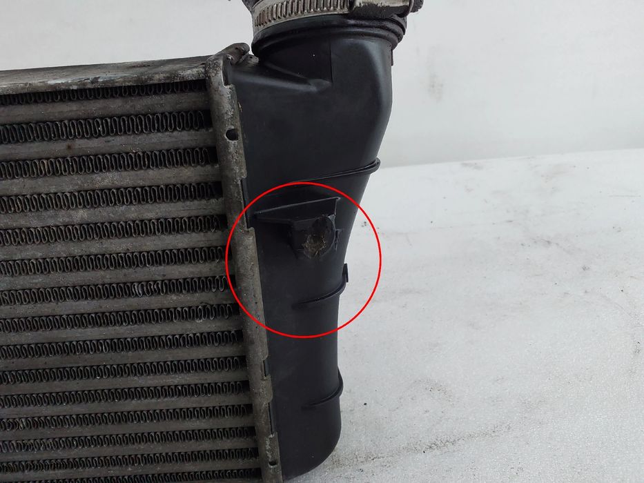 Radiador do intercooler AUDI A4 Avant (8E5, B6)