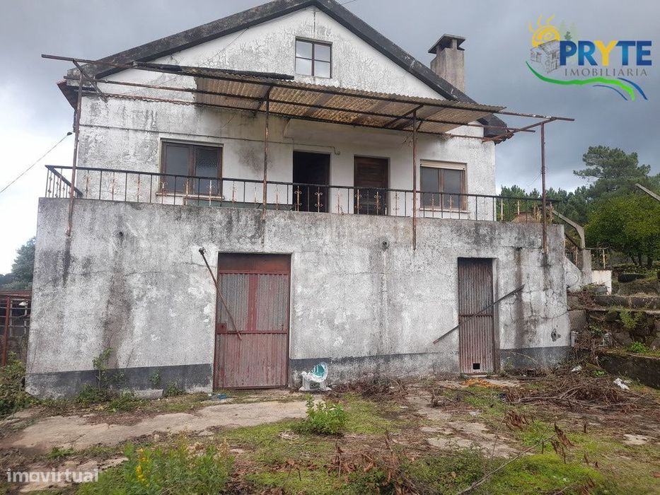 Moradia de tipologia T2 situada a 5 minutos da Vila da Sertã