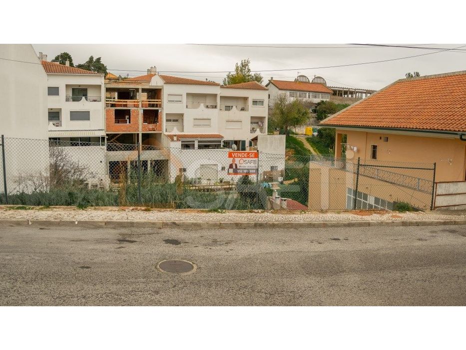 Terreno em Vialonga