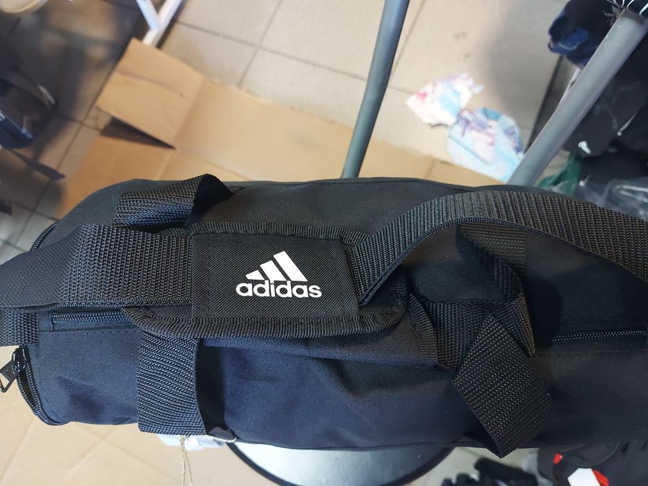 Сумка adidas GN1925 Чорний
