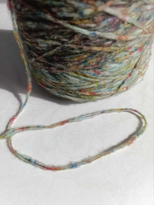 Sprzedam włóczkę dziewiarską 400g na szpulce   FILPUCCI INDASTRIE art. SOFFARAN.