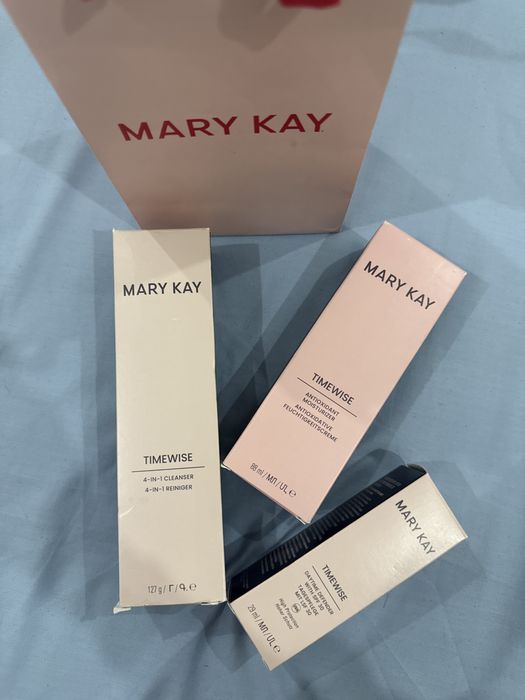 Conjunto de skincare MARY KAY