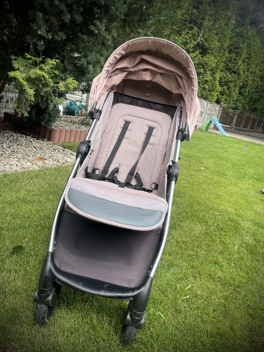 Wózek specerowy firmy Baby Desing Wave Pink