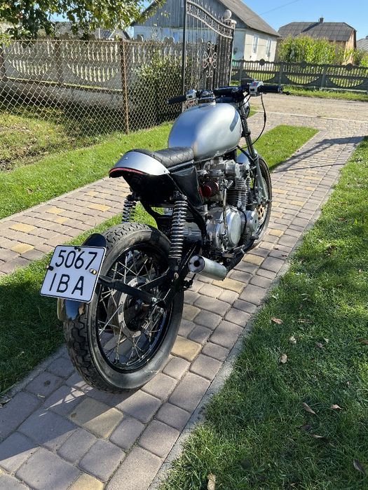 Кастом Suzuki gs 550 , Cafe Racer