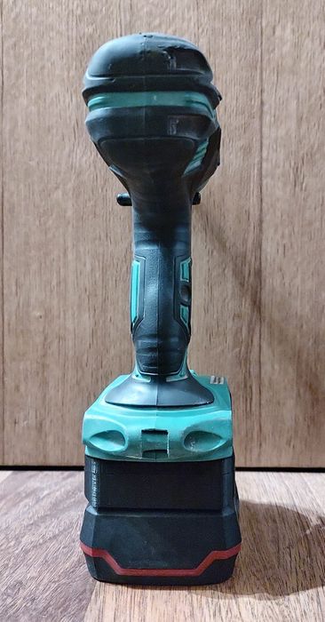 Adapter Hikoki 18V Hitachi  na baterie Parkside X20V Team.