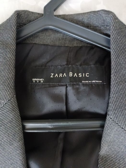Blaser Zara bom estado