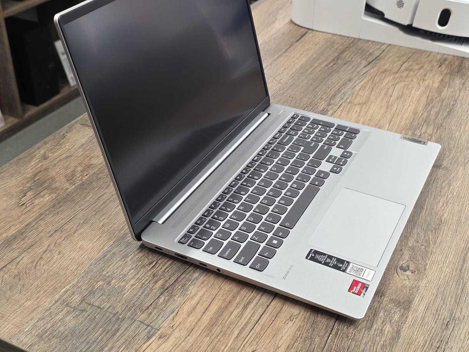 Laptop Lenovo IdeaPad 5 Pro 16ACH6 Ryzen 7 5800H/16GB/1024GB/WIN11 stan db gwarancja