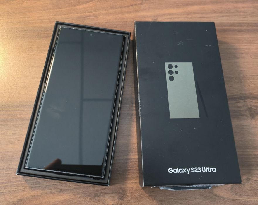 Смартфон Samsung Galaxy S23Ultra 12/512Gb