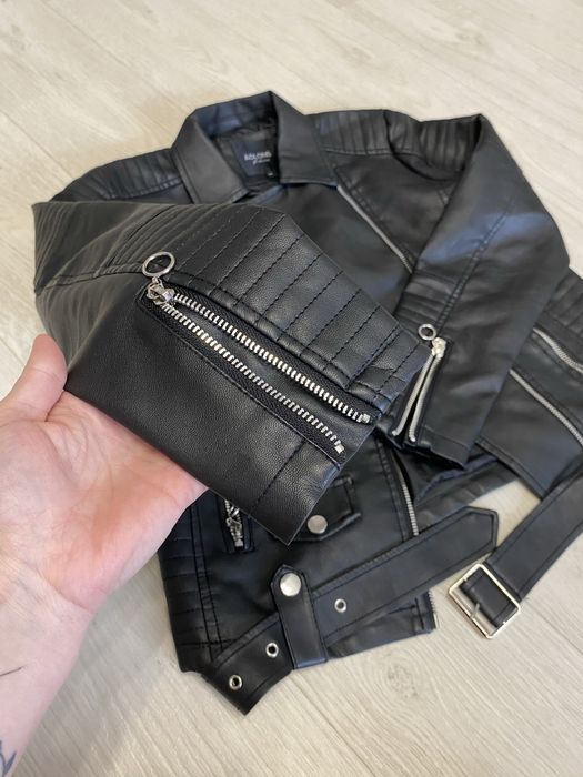 Куртка косуха жіноча