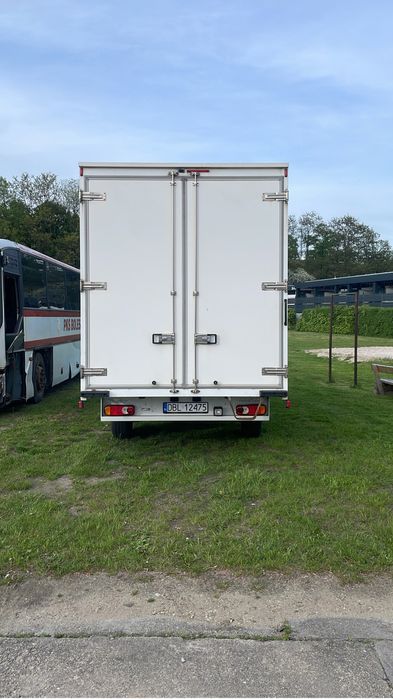 Wynajem busa kontener 4/2.3/2