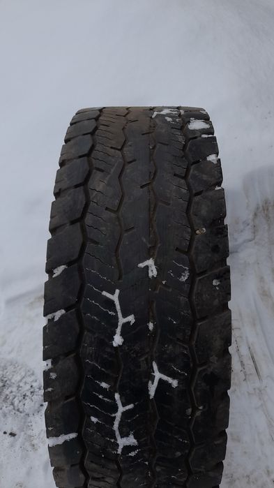 Шини групові 235 75 17.5