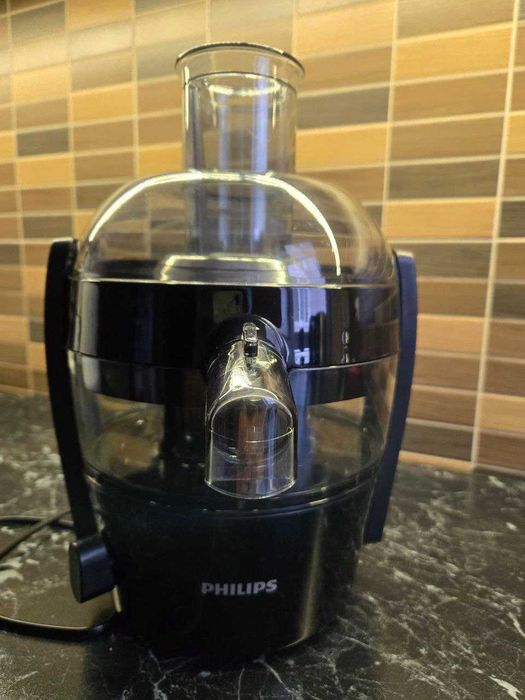 соковитискач відцентровий Philips HR1832