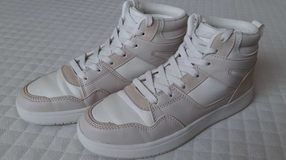 Wysokie sneakersy Primark