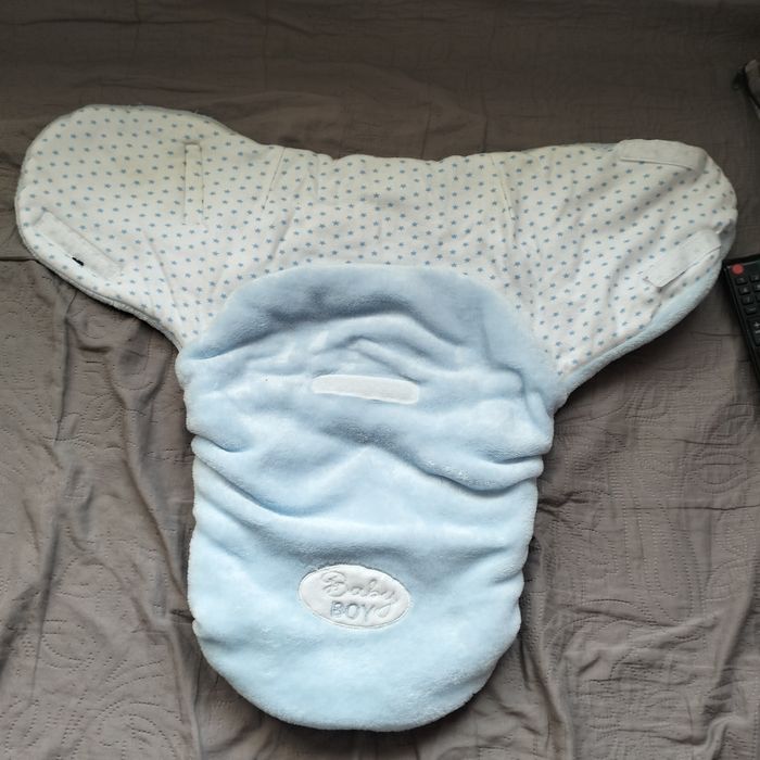 Теплий кокон-пелюшка.