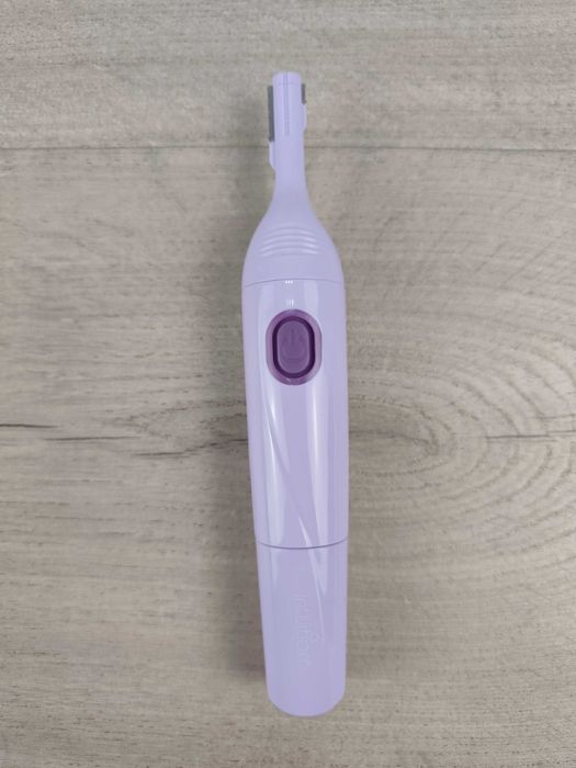 Wilkinson Intuition Perfect Finish 4w1 Trymer damski do twarzy i ciała