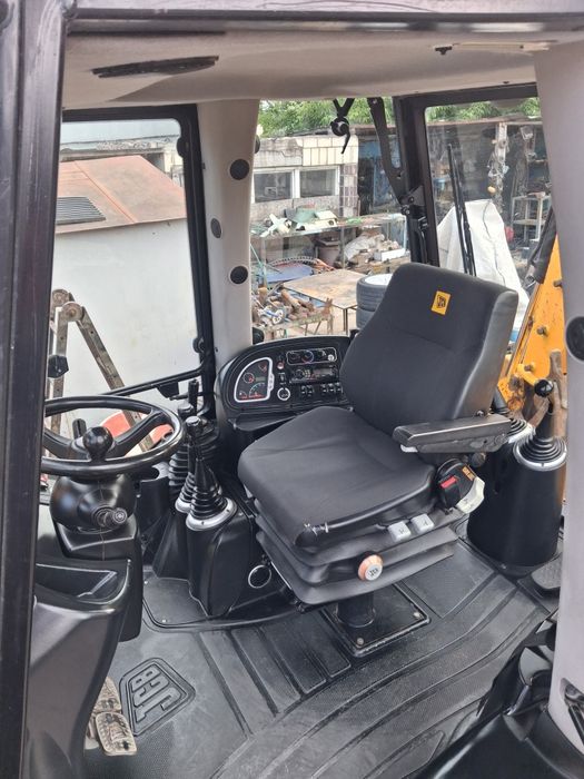 JCB 3CX 2017 г.в.