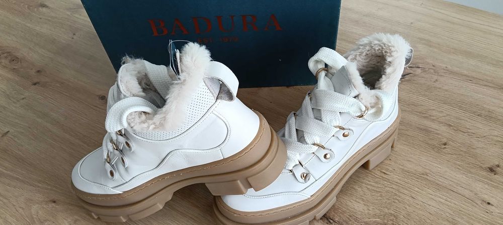 Nowe, Botki BADURA WI23 NELLI 01 White rozm. 38