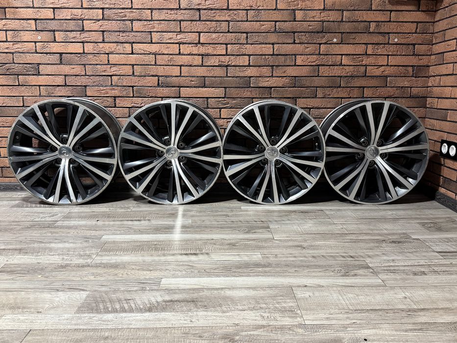 Диски R19 114.3x5 Infiniti Q60 , продаю комплектом